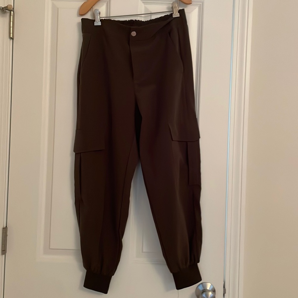 Zara pants, olive green size Medium